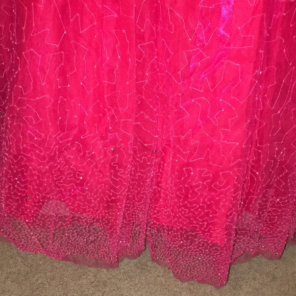 Prom 💃 or Quinceañera - Picture 4 of 5